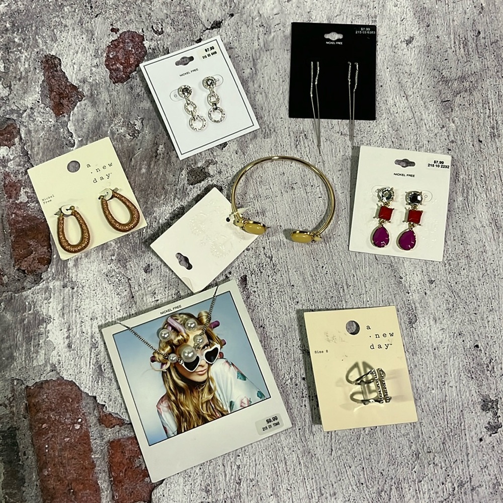 7 Piece NWT Target Brand Jewelry Lot